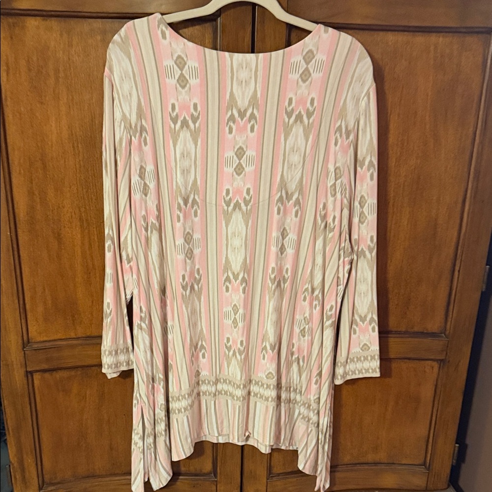Ruby Rd. Pink and Cream Patterned Tunic - Picture 3 of 3